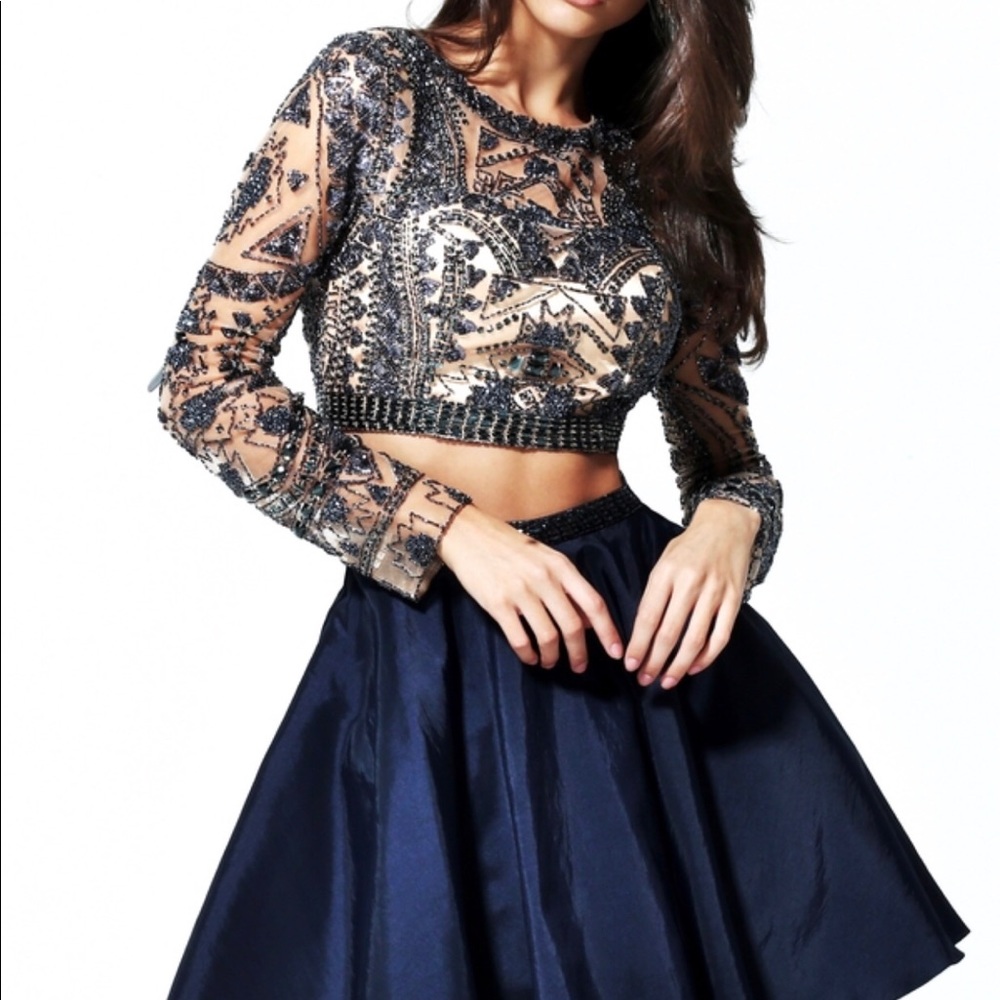 Sherri Hill Prom Dress - Picture 3 of 4